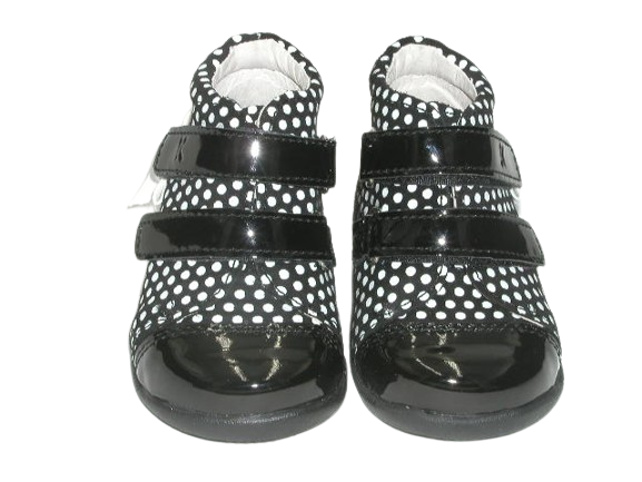 3589 czarny lak. 1.png