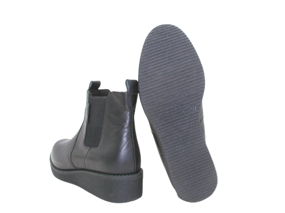 5084 czarny sk. 3 .png