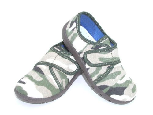 Staś 408M zielony 1 .JPG