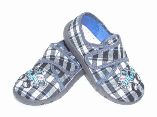 Staś K23178 czarny 1 .JPG